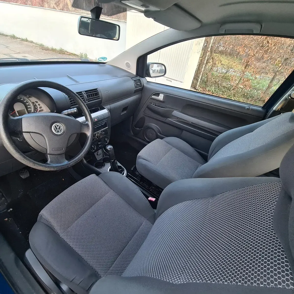 Gebraucht VW Fox 54 PS (39 kW) 2007 Blau Kleinwagen
