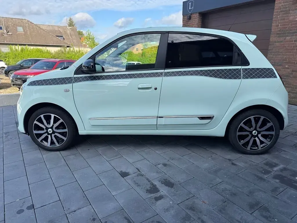 Gebraucht Renault Twingo 90 PS (66 kW) 2017 Blau Kleinwagen