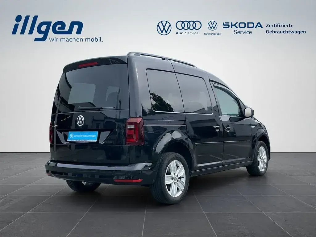 Gebraucht VW Caddy Comfortline 150 PS (110 kW) 2019 Deep black Van / Kleinbus