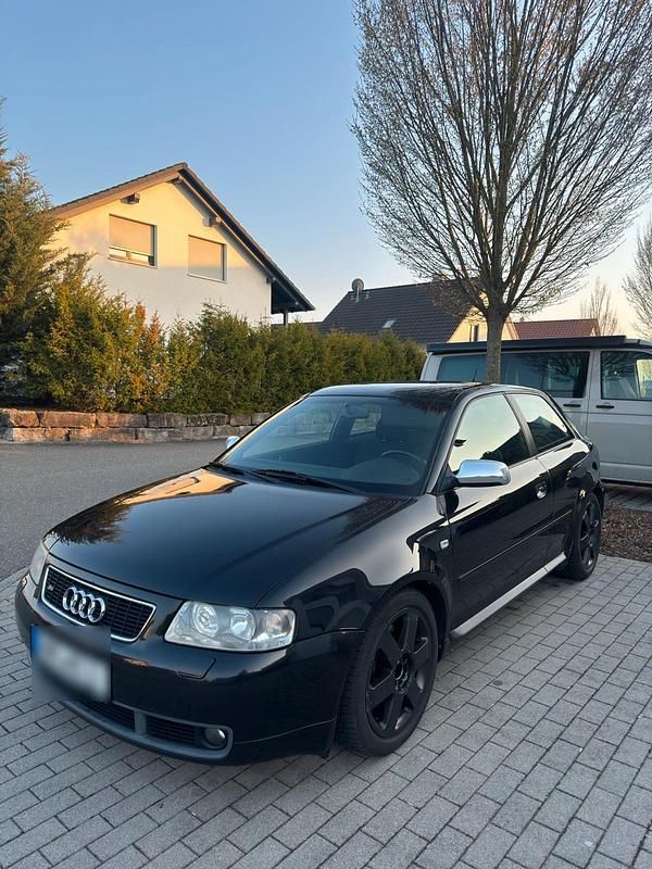 Gebraucht Audi S3 225 PS (165 kW) 2002 Schwarz Kleinwagen