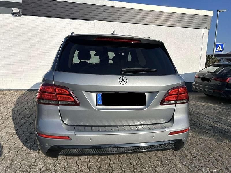 Gebraucht Mercedes ML250 AMG 204 PS (150 kW) 2013 Grau SUV