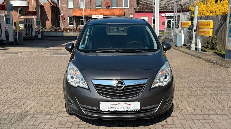 Gebraucht Opel Meriva Design Edition 101 PS (74 kW) 2011 Grau Van / Kleinbus