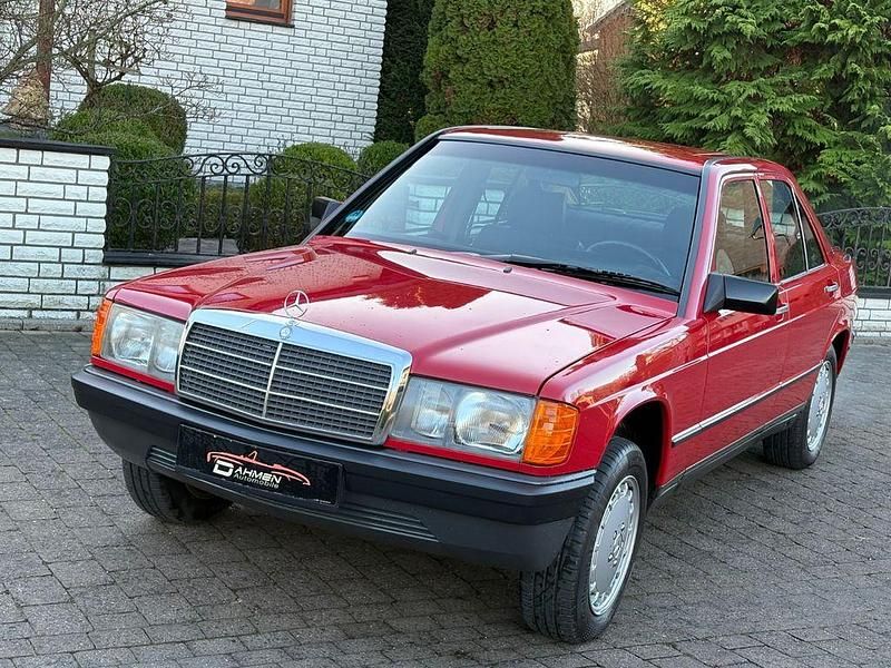 Rot Gebraucht 1987 Mercedes 190 Limousine | 7.500 € - Bild 1/4