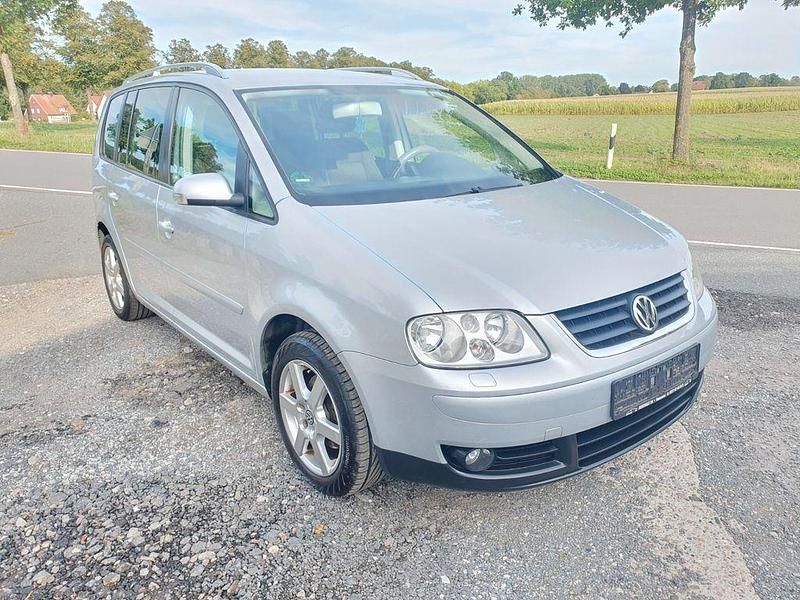 Silber Gebraucht 2006 VW Touran Highline Van / Kleinbus | 2.790 € (Fairer Preis) - Bild 1/4