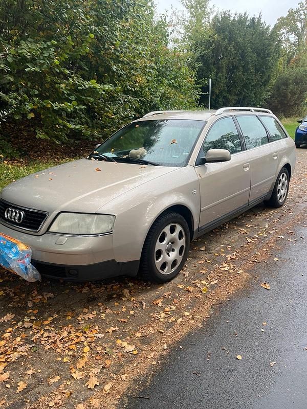 Beige Gebraucht 2000 Audi A6 Kombi | 1.500 € (Guter Preis) - Bild 1/4