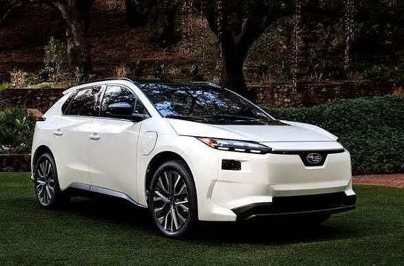 Neu Subaru Solterra 252 kW (343 PS) 2026 Weiß SUV