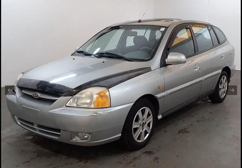 Silber Gebraucht 2002 Kia Rio Limousine | 599 € (Guter Preis) - Bild 1/4