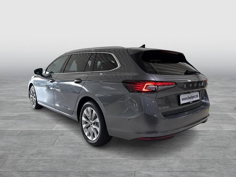 Gebraucht Skoda Superb Selection 193 PS (141 kW) 2025 Grau Kombi