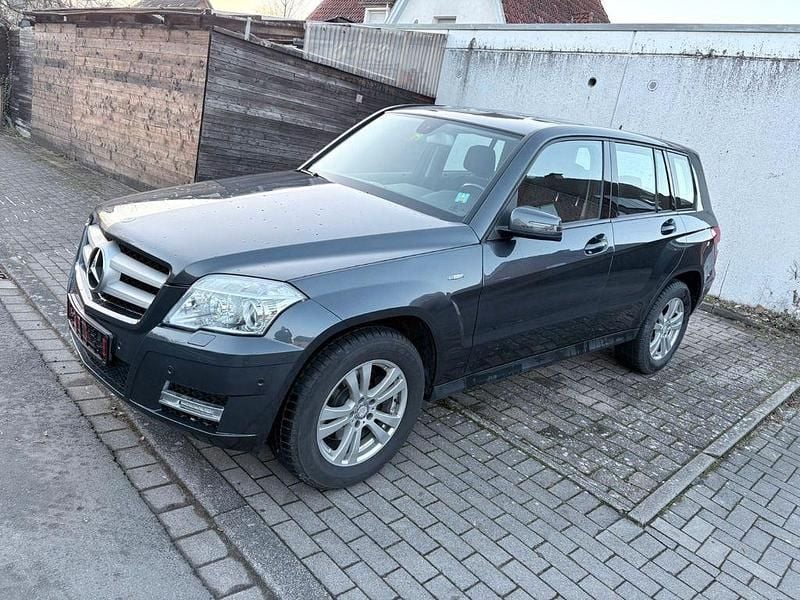 Gebraucht Mercedes GLK200 143 PS (105 kW) 2012 Grau SUV