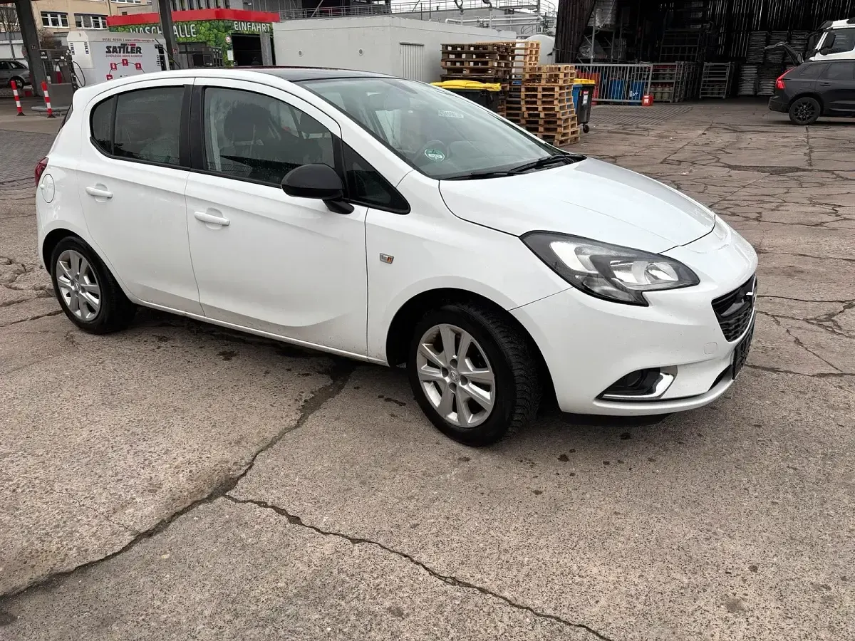 Usado Opel Corsa 116 CV (85 kW) 2016 Blanco Utilitario