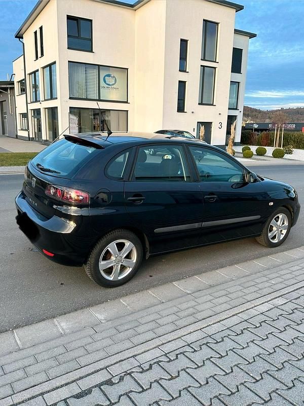 Gebraucht Seat Ibiza 85 PS (62 kW) 2009 Schwarz Kleinwagen