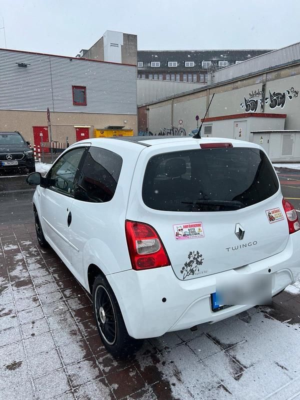 Gebraucht Renault Twingo Night&Day 76 PS (55 kW) 2009 Weiß Kleinwagen