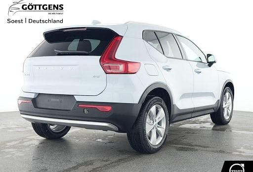 Gebraucht Volvo XC40 Core 163 PS (119 kW) 2025 Blau SUV