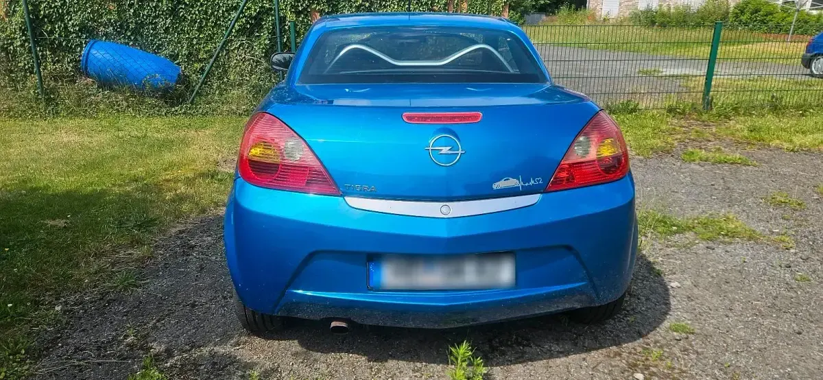 Gebraucht Opel Tigra 90 PS (66 kW) 2005 Blau Cabrio