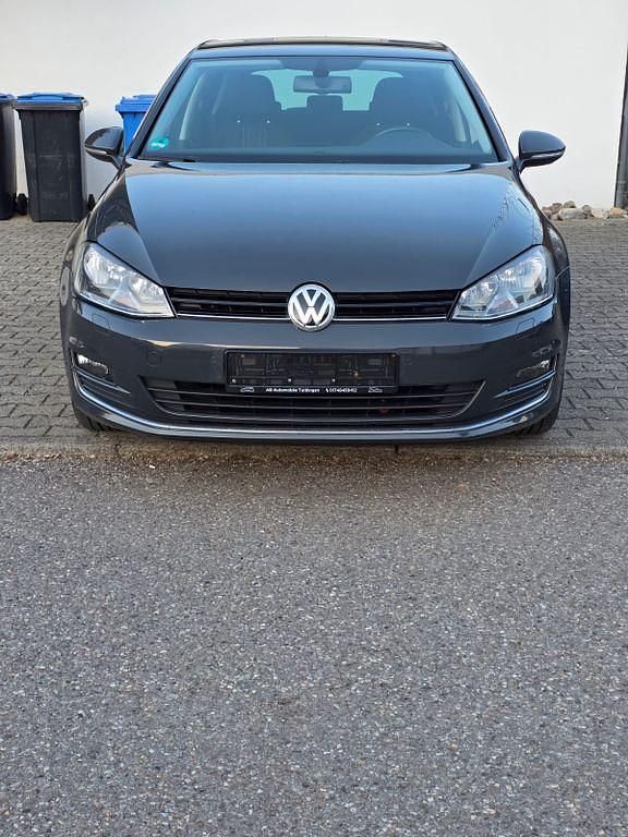Gebraucht VW Golf VII LOUNGE 150 PS (110 kW) 2015 Grau Limousine