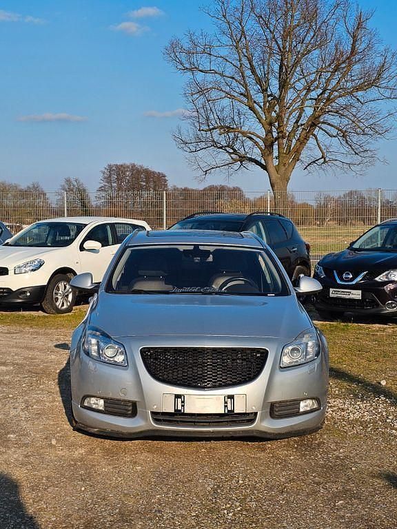 Gebraucht Opel Insignia Cosmo 260 PS (191 kW) 2009 Silber Kombi