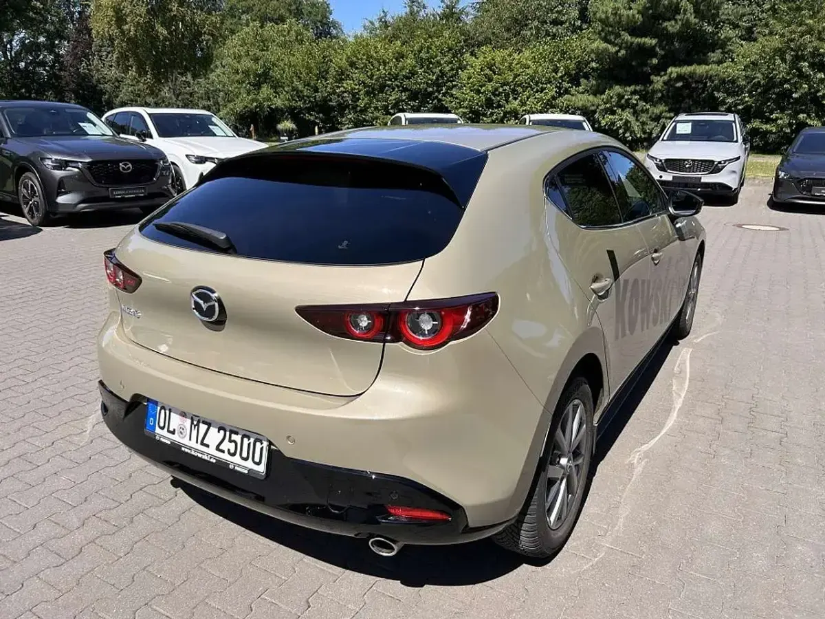 Gebraucht Mazda 3 140 PS (102 kW) 2026 Zircon sand Limousine