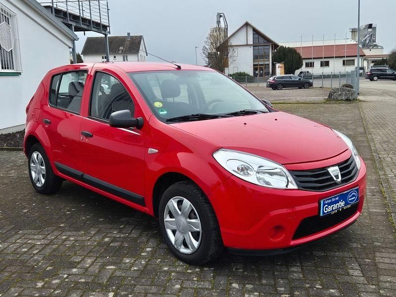 Gebraucht Dacia Sandero 75 PS (55 kW) 2009 Rot Limousine