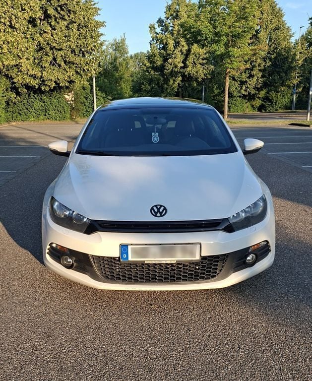 Weiß Gebraucht 2012 VW Scirocco Coupé | 7.000 € (Fairer Preis) - Bild 1/4