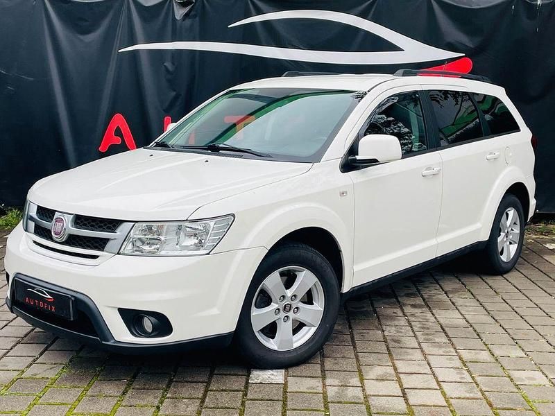 Weiß Gebraucht 2012 Fiat Freemont Urban SUV | 6.800 € (Guter Preis) - Bild 1/4