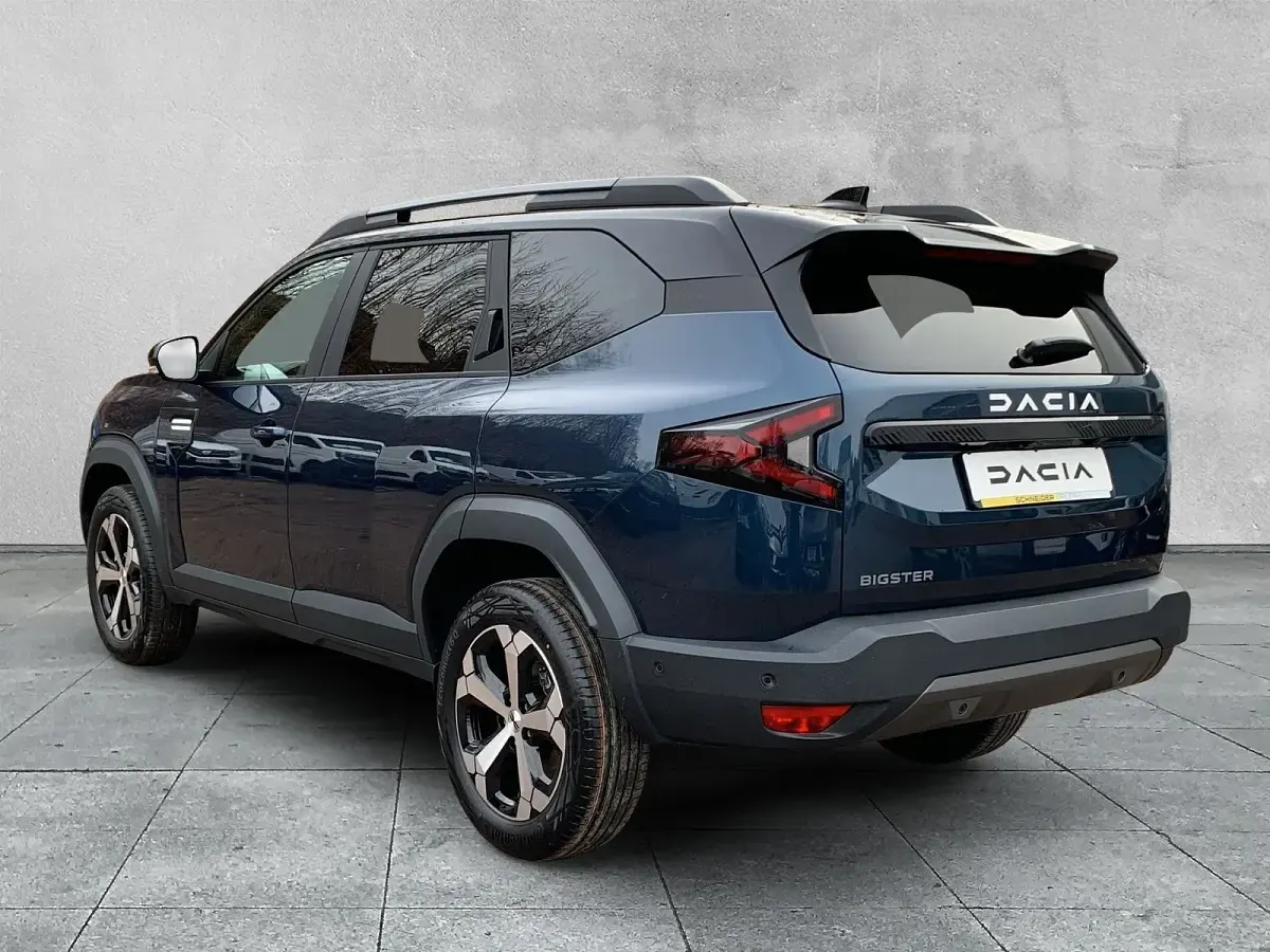 Neu Dacia Bigster Journey 140 PS (102 kW) 2025 Blau SUV