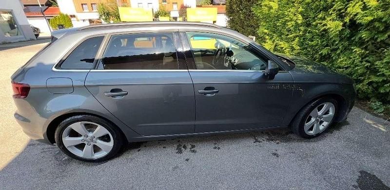 Gebraucht Audi A3 150 PS (110 kW) 2015 Silber Limousine