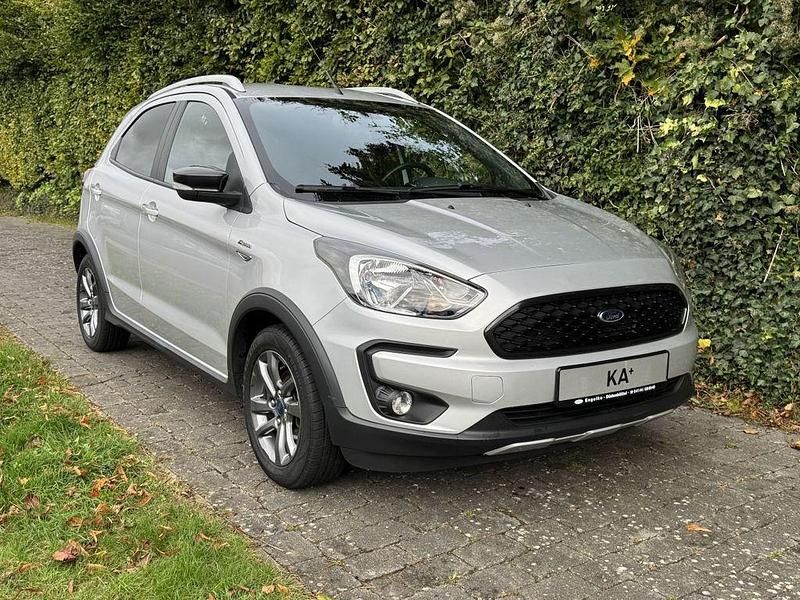 Silber Gebraucht 2019 Ford Ka Plus Active Kleinwagen | 13.650 € (Teuer) - Bild 1/4