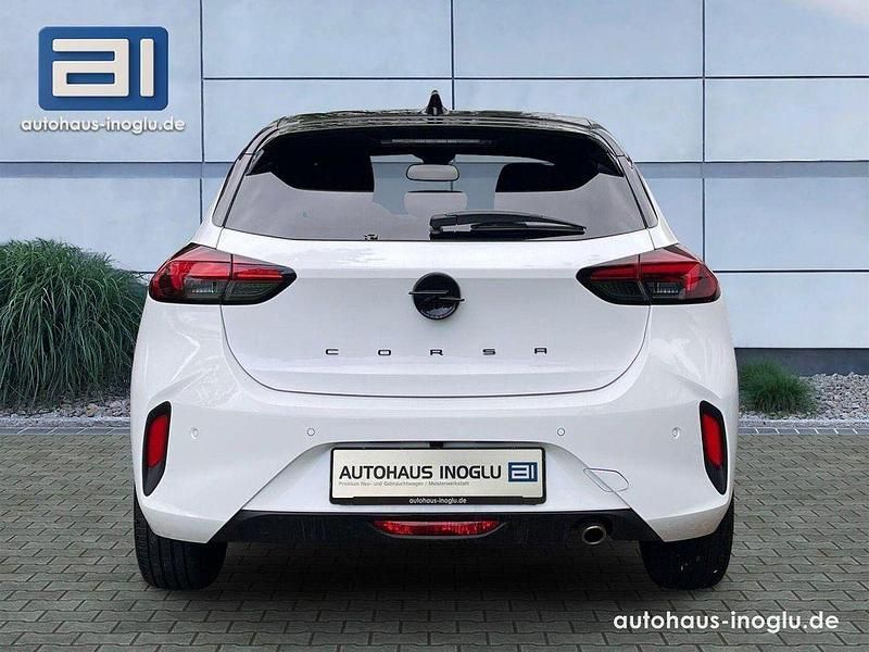 Gebraucht Opel Corsa 101 PS (74 kW) 2025 Weiss banquise Kleinwagen