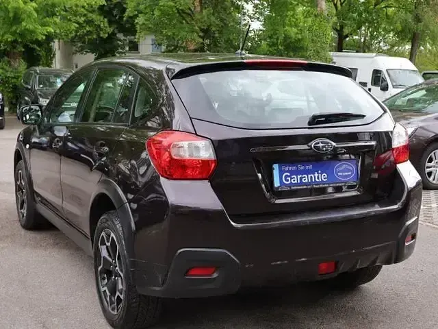 Gebraucht Subaru XV Active 114 PS (83 kW) 2012 Rot SUV