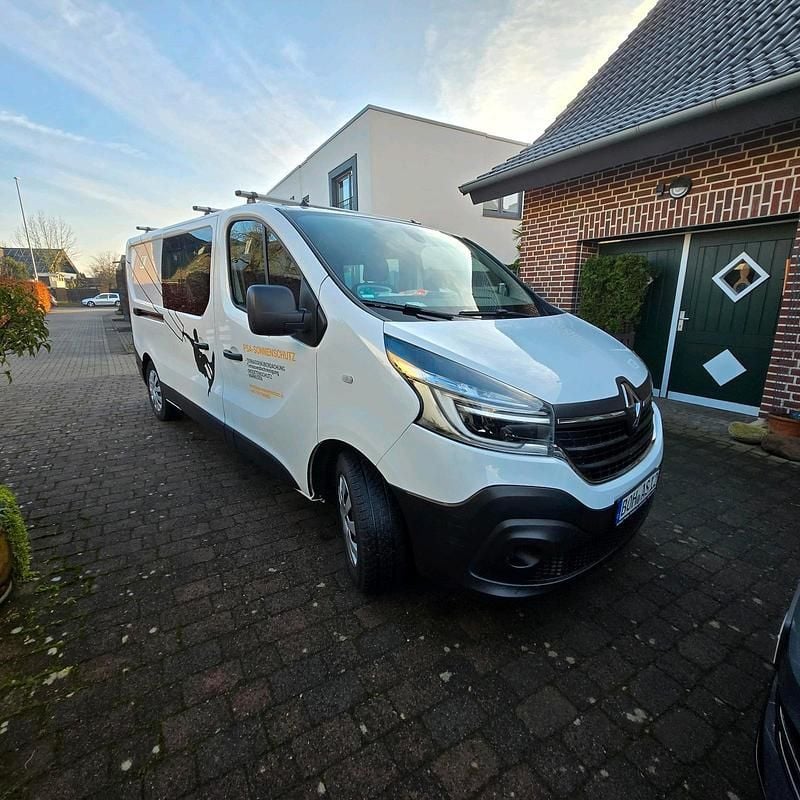 Weiß Gebraucht 2021 Renault Trafic Van | 19.000 € - Bild 1/4