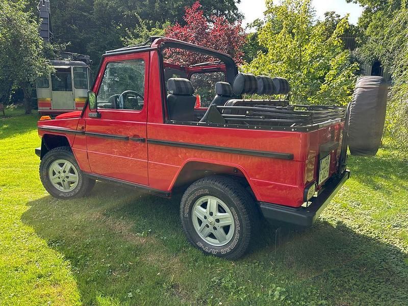 Gebraucht Mercedes 300 88 PS (64 kW) 1987 Rot Cabrio