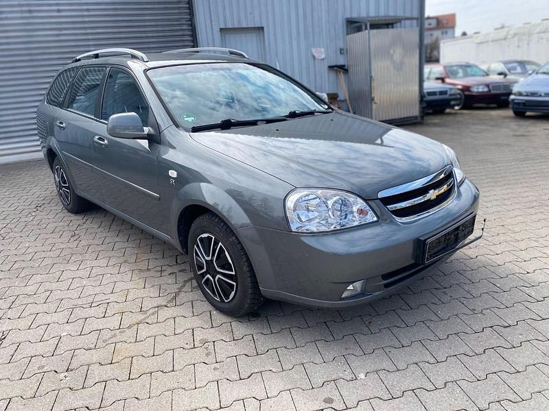 Gebraucht Chevrolet Nubira SX 109 PS (80 kW) 2010 Grau Kombi