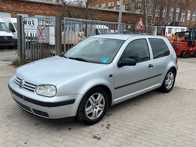 Gebraucht VW Golf IV Edition 75 PS (55 kW) 2001 Silber Kleinwagen