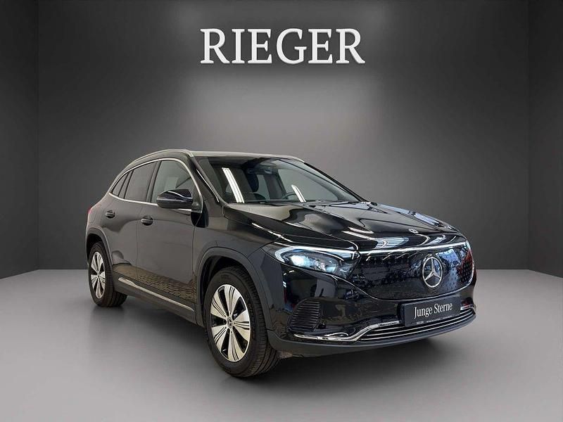 Gebraucht Mercedes EQA300 Progressive 167 kW (228 PS) 2024 Schwarz SUV