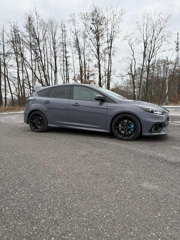 Gebraucht Ford Focus RS 349 PS (256 kW) 2017 Grau Limousine