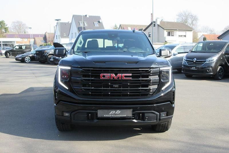 Neu GMC Sierra 309 PS (227 kW) 2026 Schwarz Pickup