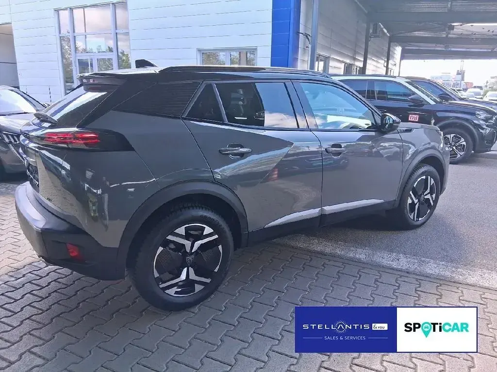Gebraucht Peugeot 2008 GT 131 PS (96 kW) 2024 Grau SUV
