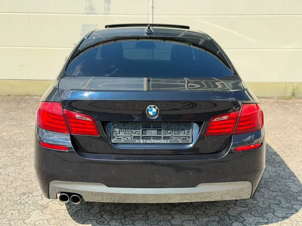 Gebraucht BMW 530 M Sport 258 PS (189 kW) 2012 Schwarz Limousine