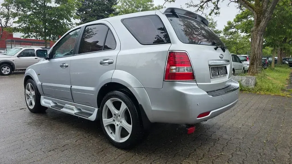 Gebraucht Kia Sorento LX 174 PS (127 kW) 2008 Silber SUV