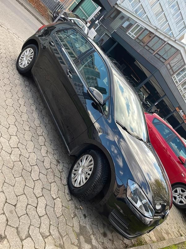 Gebraucht VW Golf VII 110 PS (80 kW) 2014 Schwarz Limousine