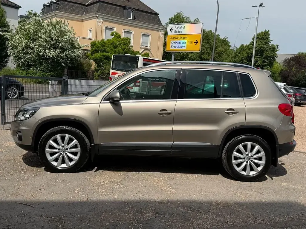 Gebraucht VW Tiguan Style 140 PS (102 kW) 2012 Beige SUV