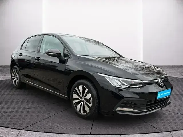 Gebraucht VW Golf VIII Move 110 PS (80 kW) 2024 Deep black perleffekt (metallic) Limousine