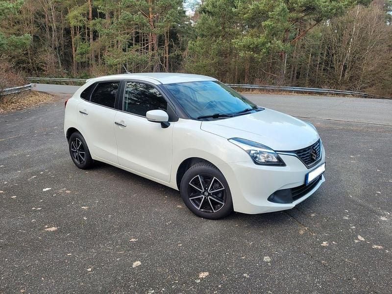 Gebraucht Suzuki Baleno 111 PS (81 kW) 2018 Weiß Kleinwagen