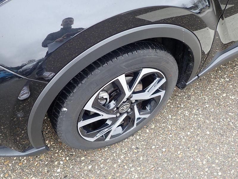 Gebraucht Toyota C-HR Team 184 PS (135 kW) 2020 Black mica ink/ metal stream SUV