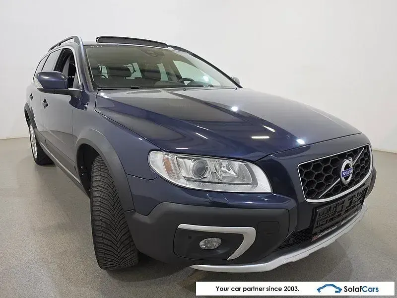 Używany Volvo XC70 Summum 215 KM (158 kW) 2014 Niebieski Kombi