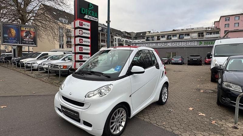 Gebraucht Smart ForTwo Cabrio 71 PS (52 kW) 2011 Weiß Cabrio