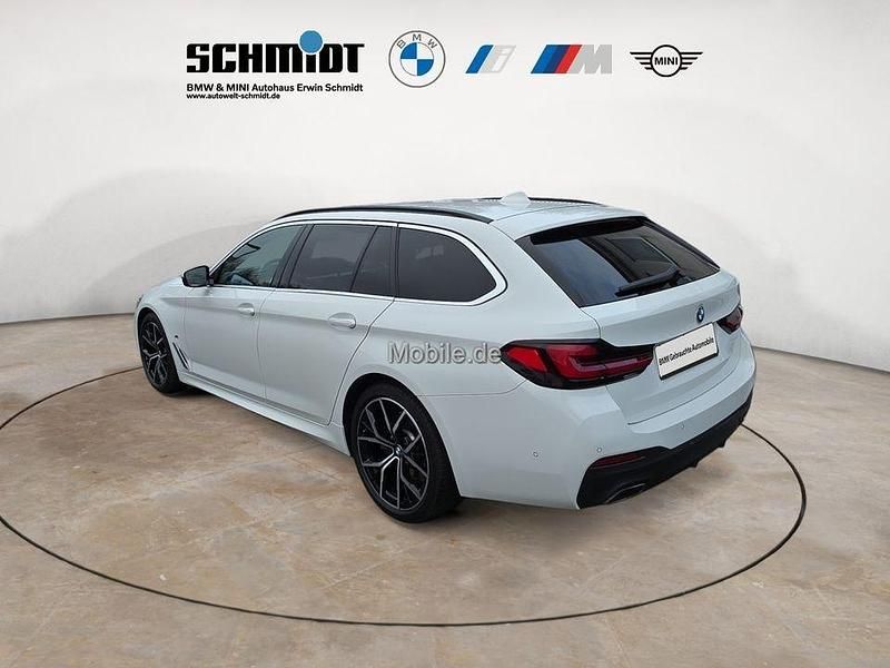 Gebraucht BMW 540 M Sport 340 PS (250 kW) 2022 Weiß Kombi
