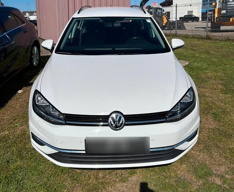 Second-hand VW Golf VII 150 CP (110 kW) 2019 Alb Break