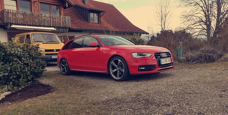 Gebraucht Audi A4 S-Line 177 PS (130 kW) 2013 Rot Kombi