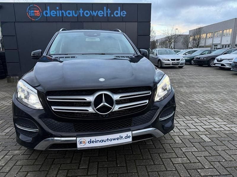 Gebraucht Mercedes GLE250 204 PS (150 kW) 2016 Schwarz SUV